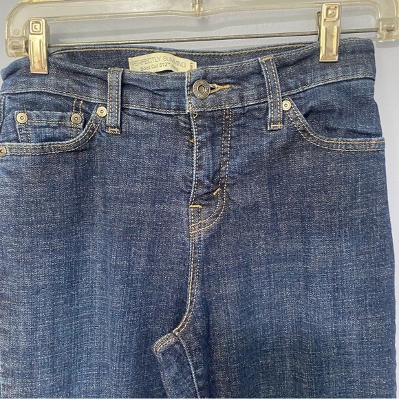 𝅺Women Levi perfectly slimming boot cut jeans dark rinse 4S - Picture 3 of 9